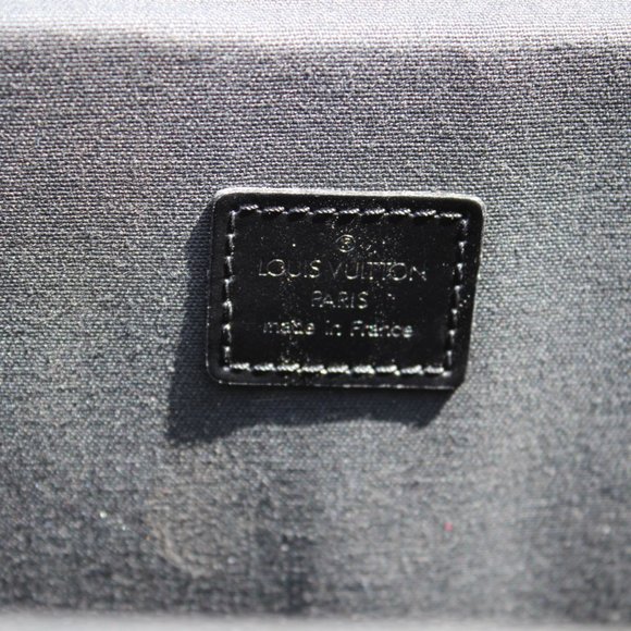 Louis Vuitton Terre Vernis Matte Leather Bag - Picture 9 of 16